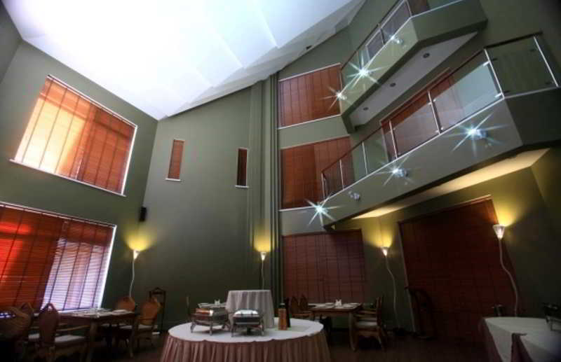 Grand M Hotel Navoi Eksteriør billede